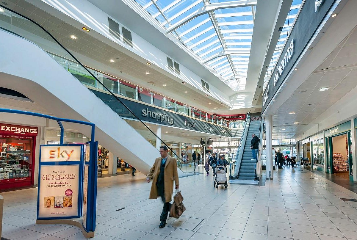 Shopping centres near COCO